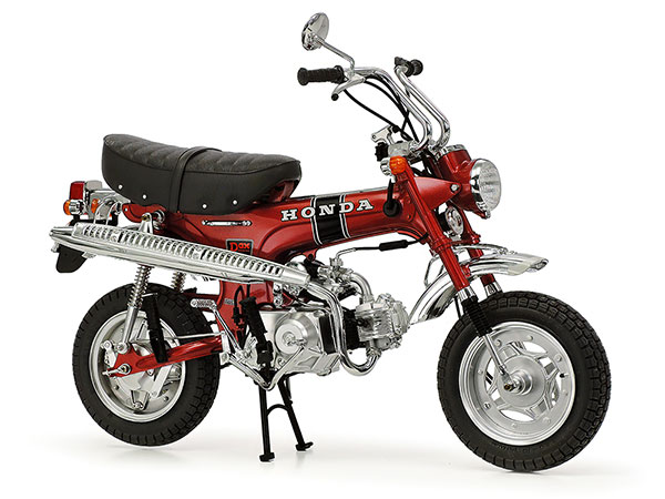 TAMIYA ダックス ホンダ ST70 1/6スケール タミヤ 1/6 オートバイシリーズ ダックス Honda ST70 | タミヤ